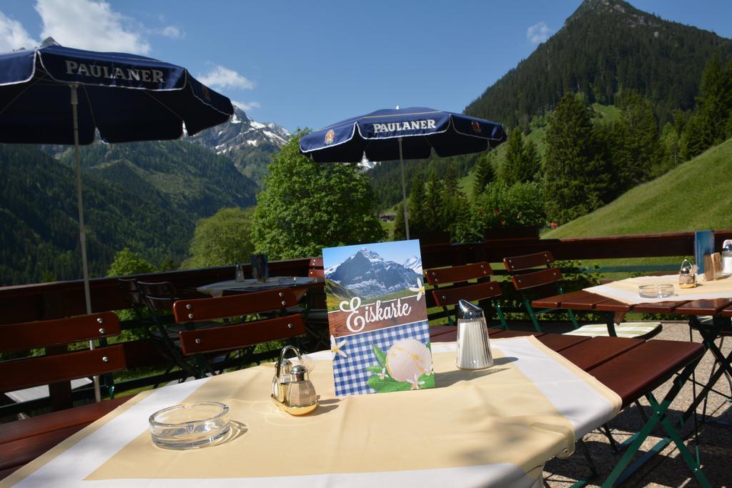 Hotel Tiroler Herz Hinterhornbach Bagian luar foto