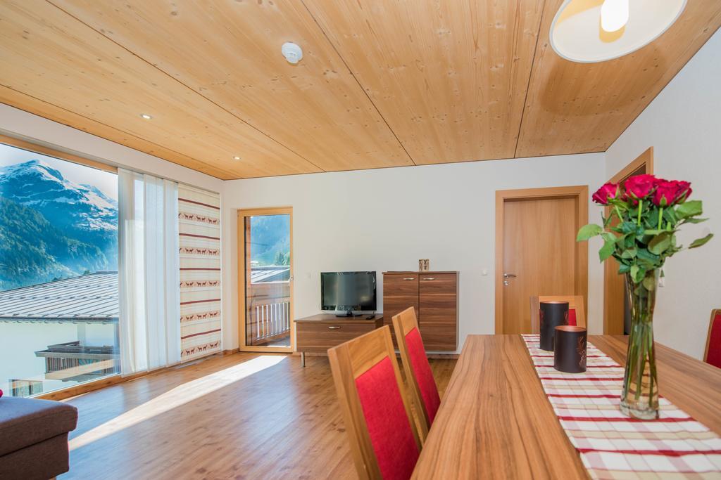 Hotel Tiroler Herz Hinterhornbach Bagian luar foto