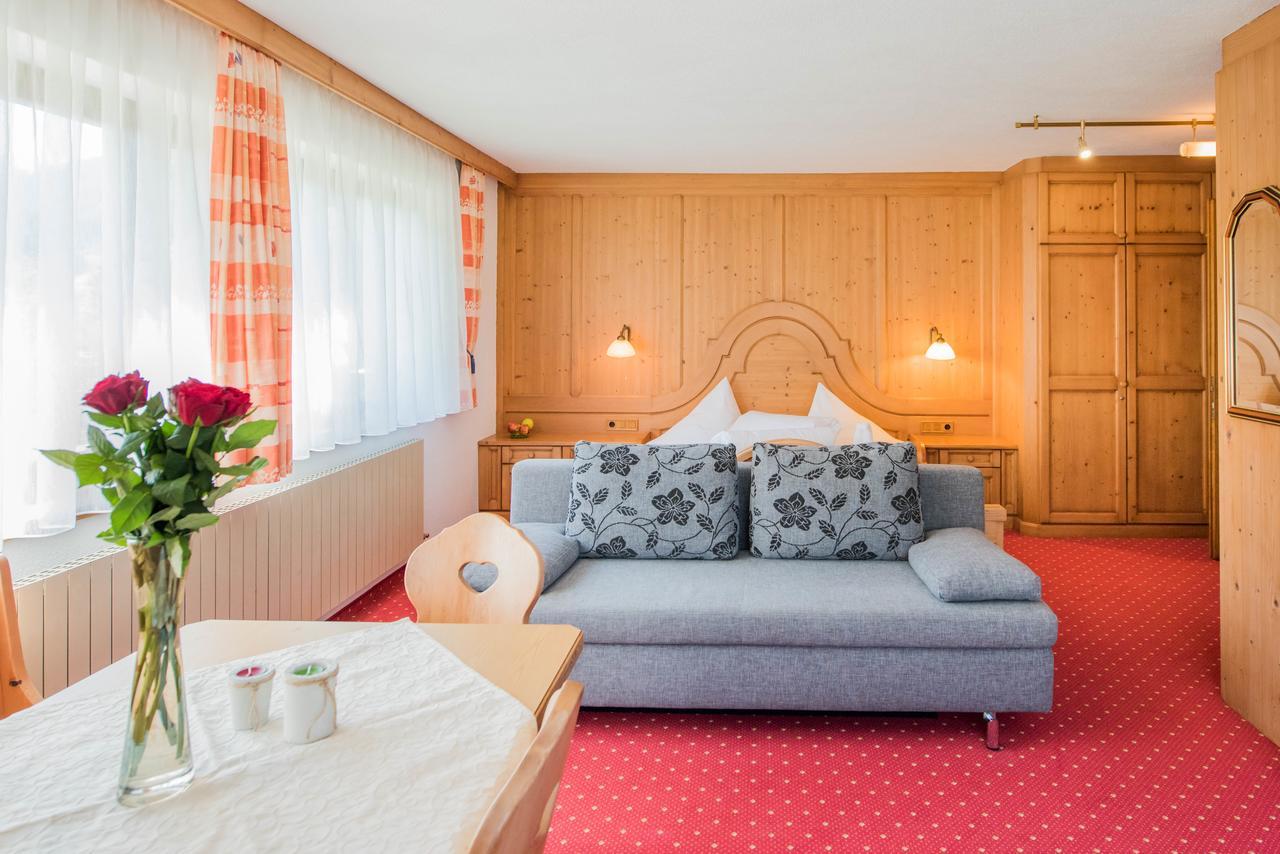 Hotel Tiroler Herz Hinterhornbach Bagian luar foto